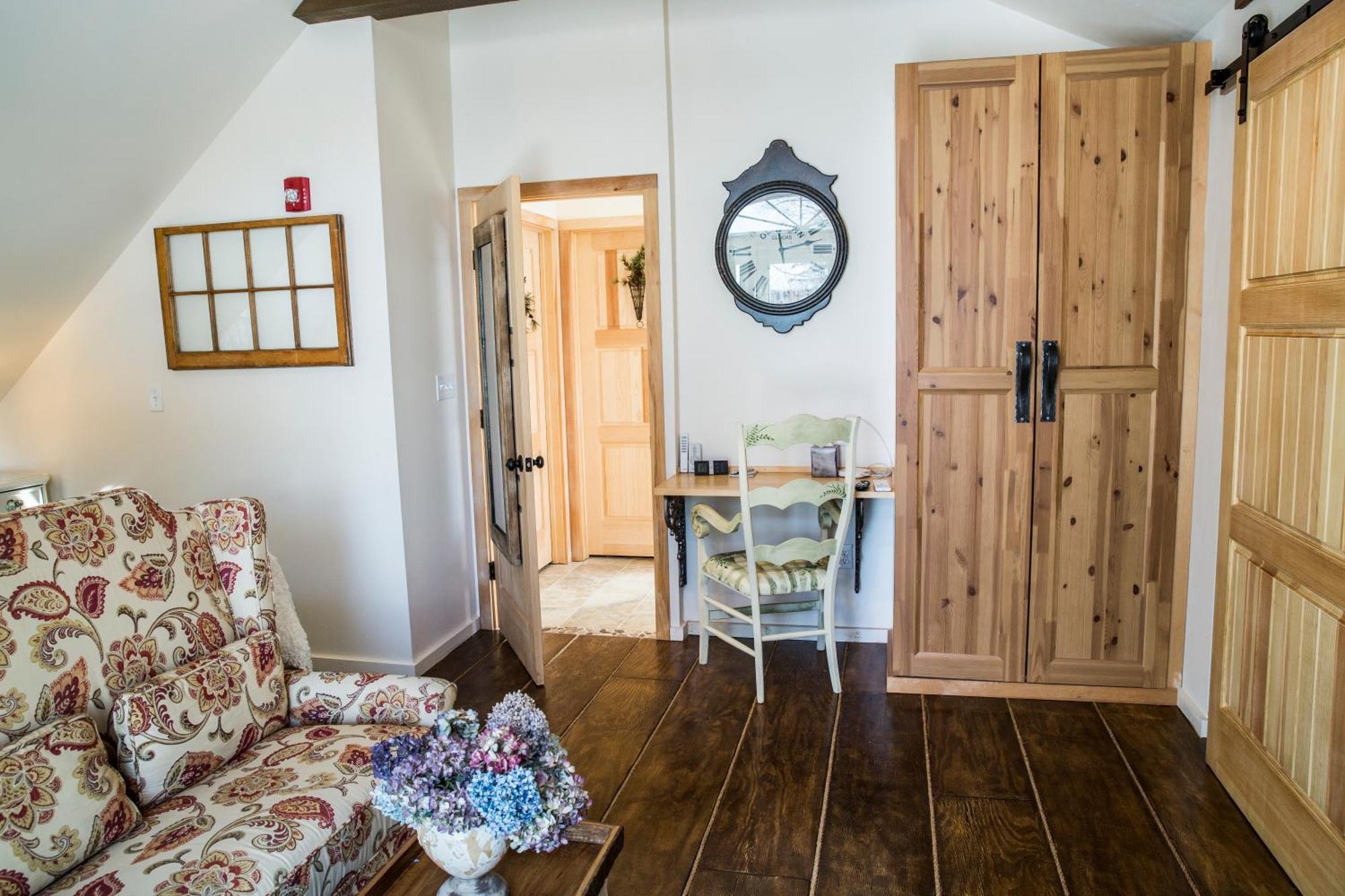 The Connecticut River Valley Inn Hartford South/Гластонбері Екстер'єр фото